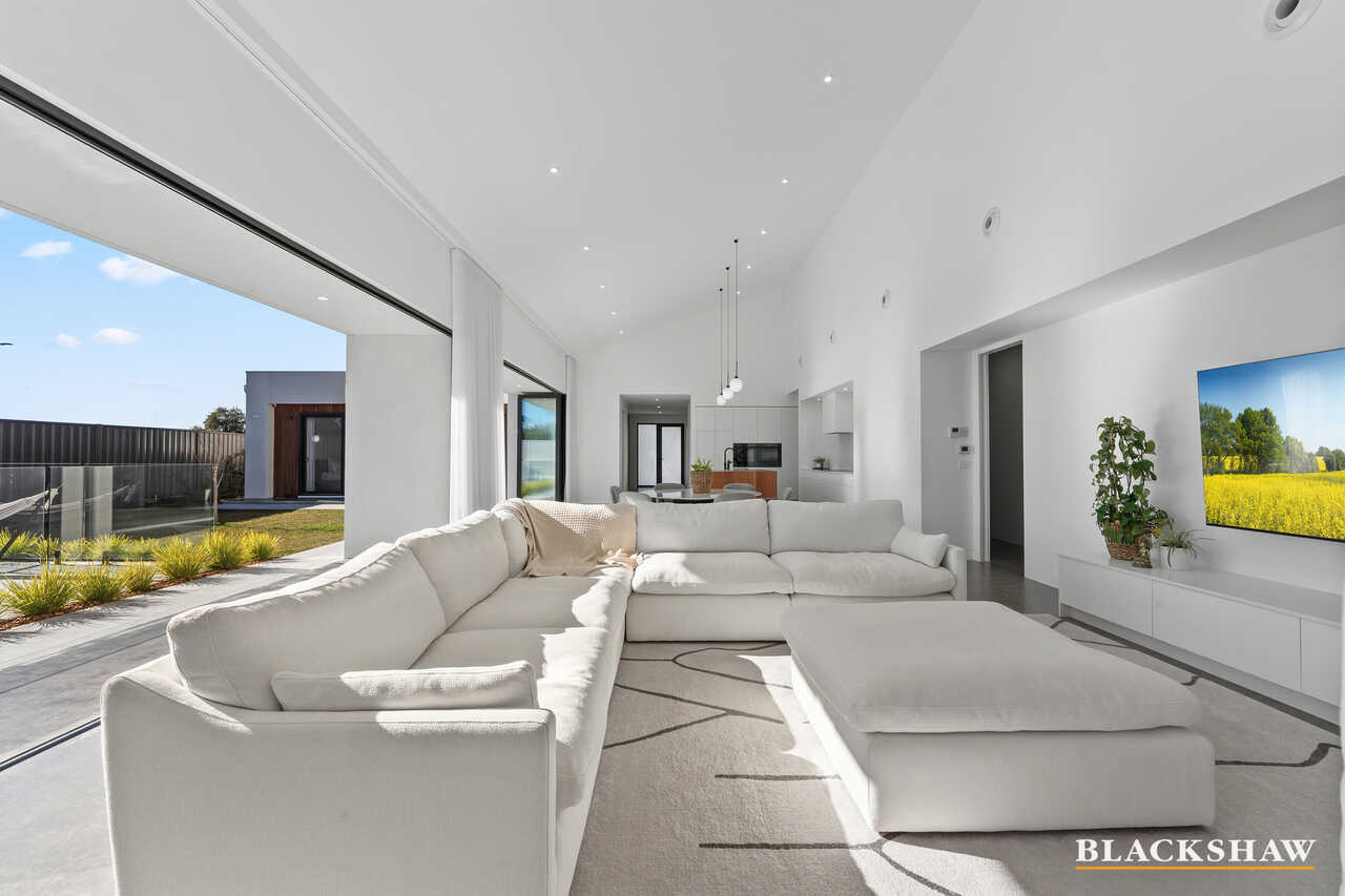 8 Cavan Rise Googong