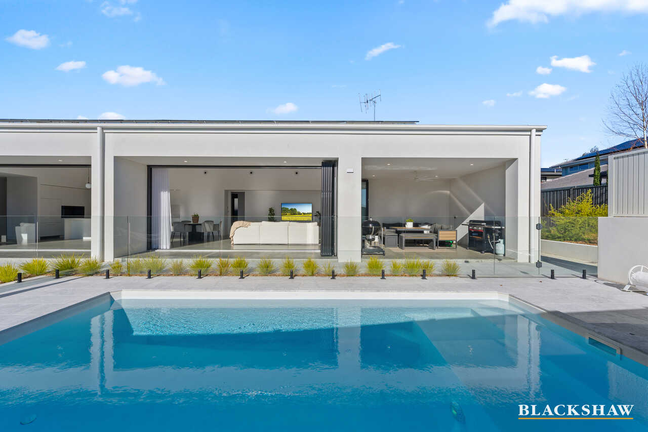 8 Cavan Rise Googong