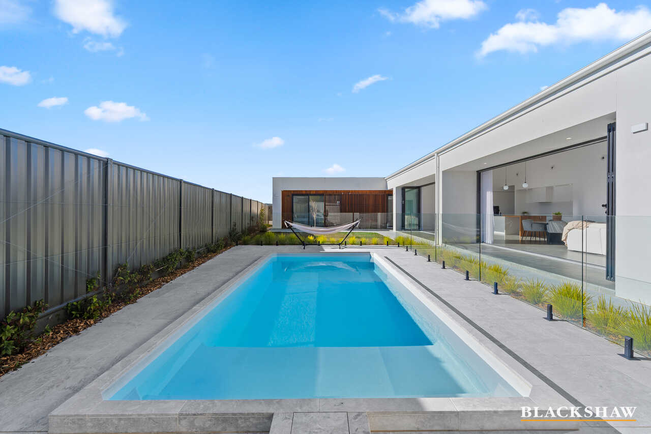 8 Cavan Rise Googong