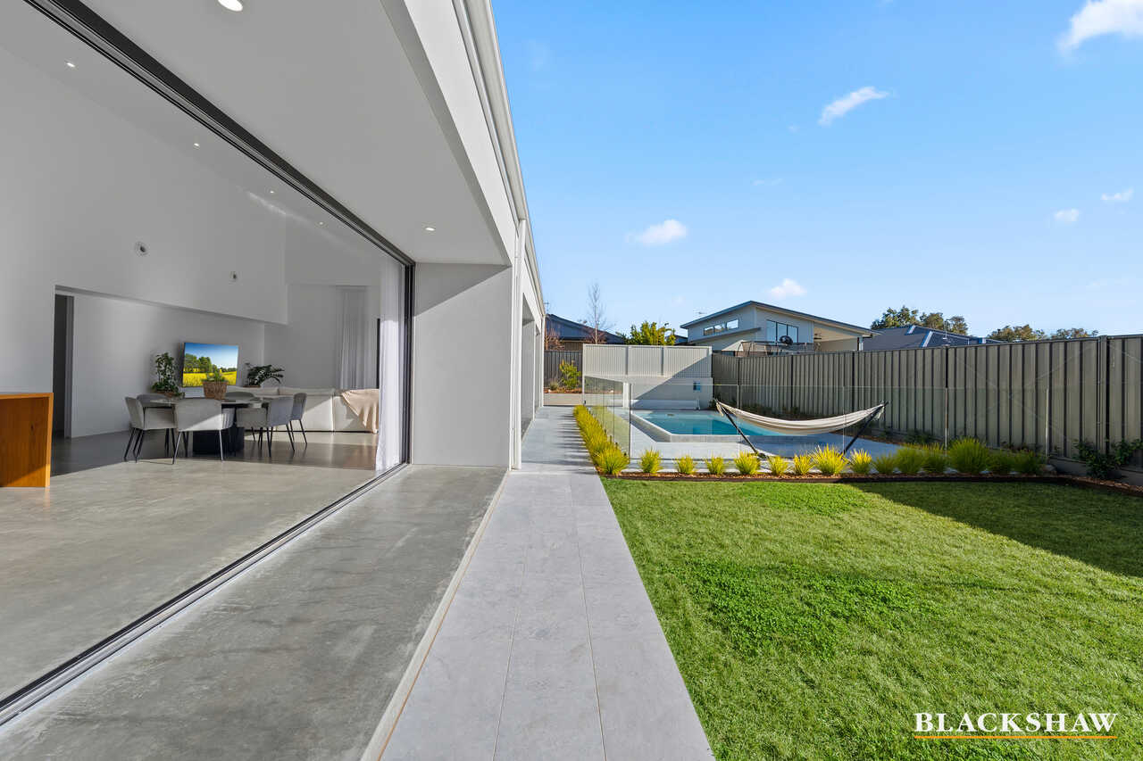 8 Cavan Rise Googong