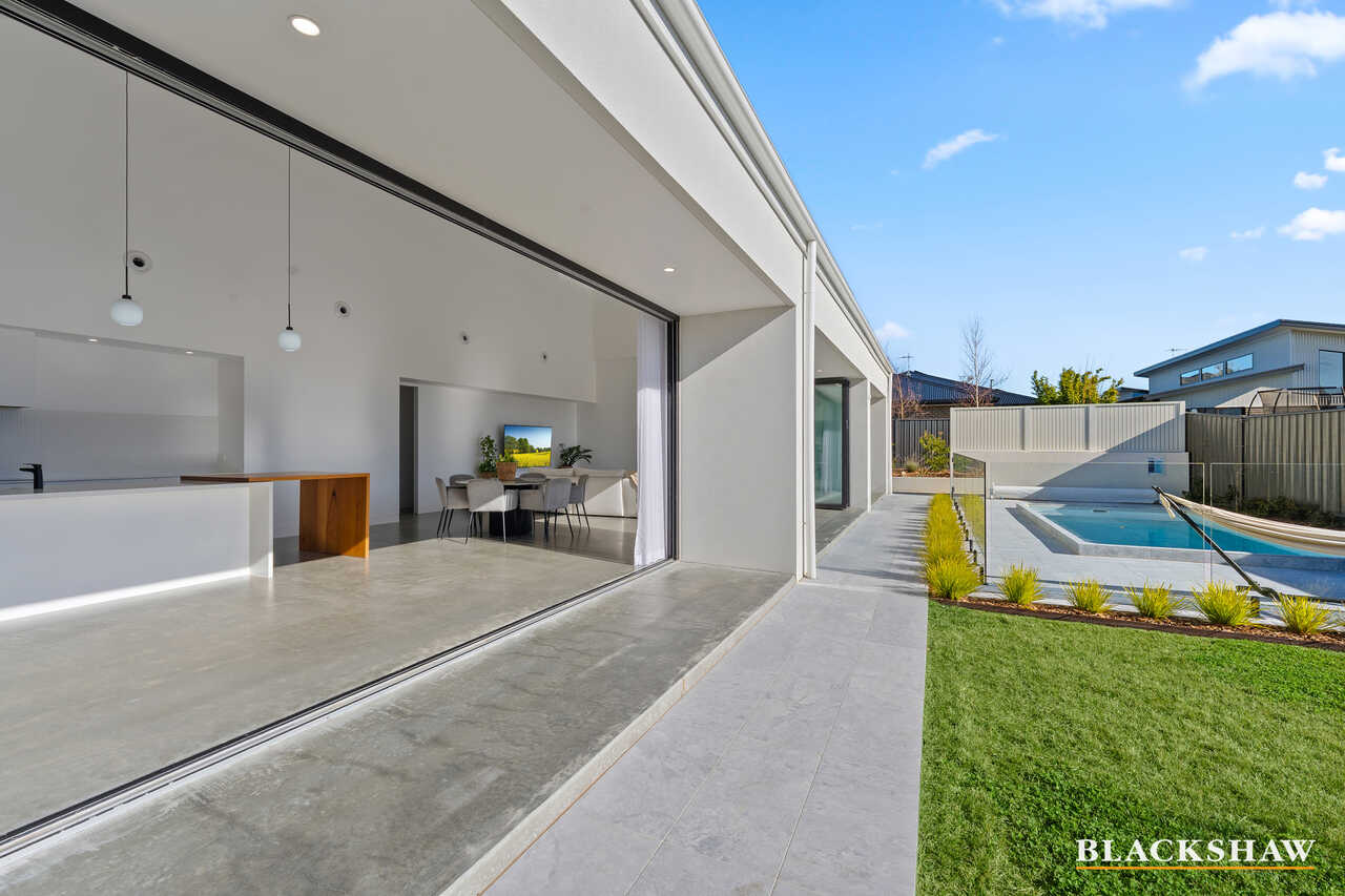 8 Cavan Rise Googong