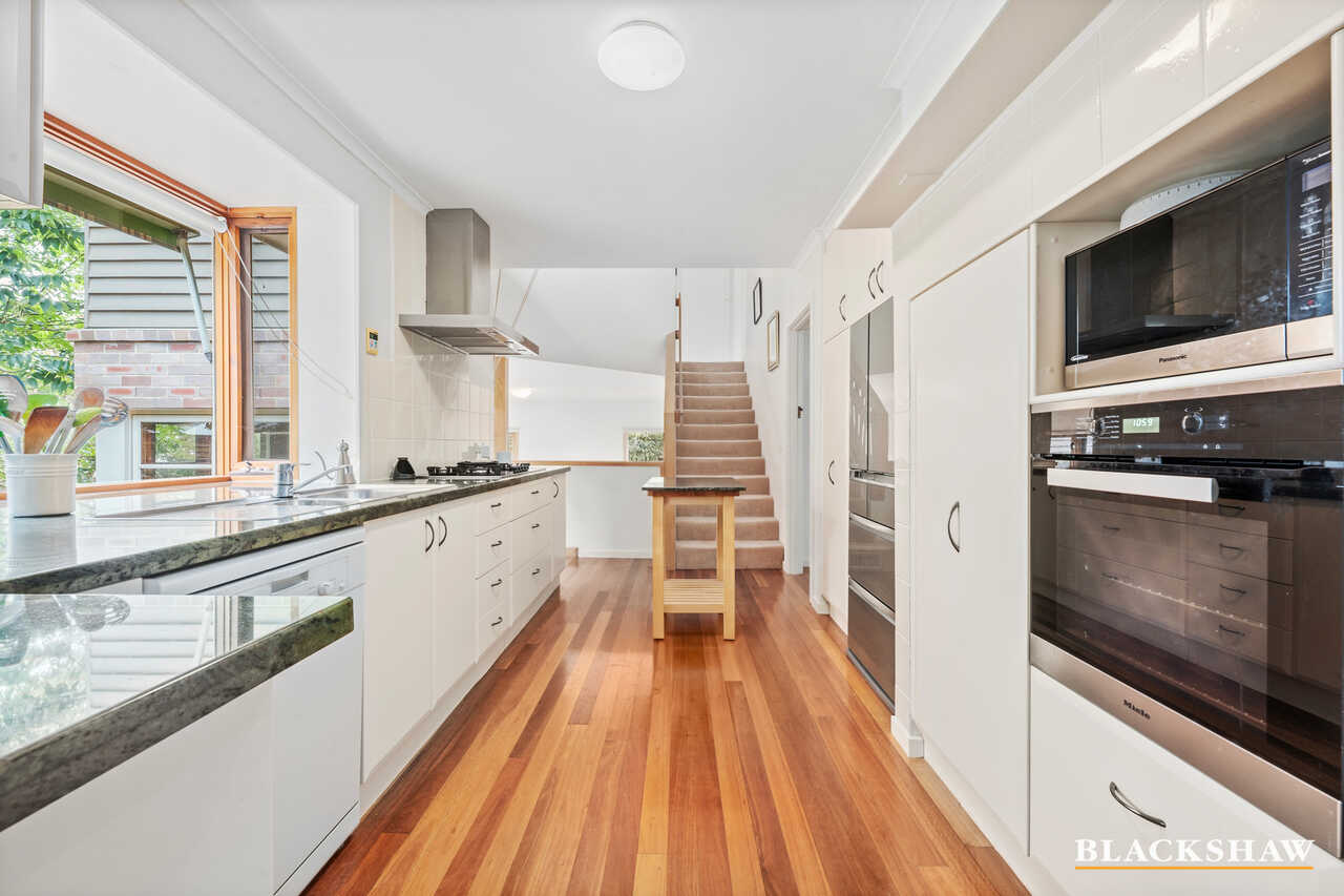 38 Carrington Street Deakin