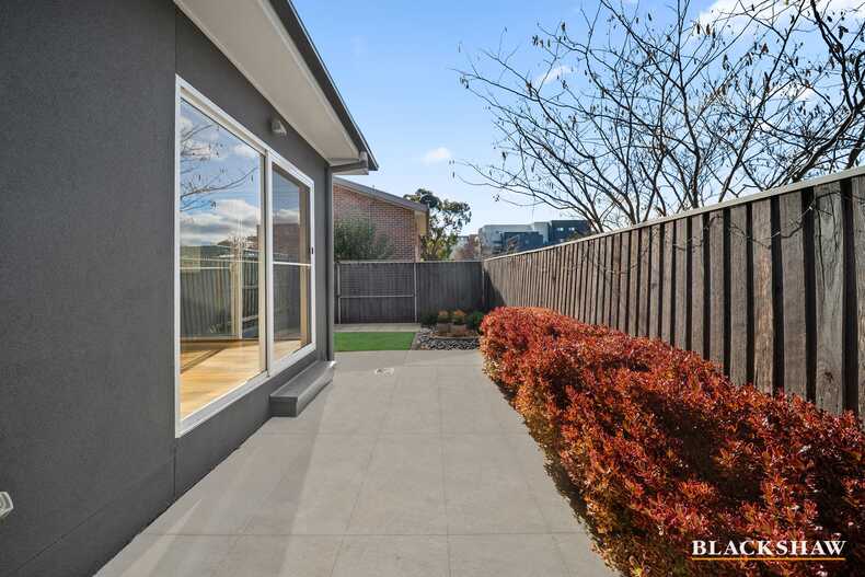 8/29-31 Morton Street Queanbeyan