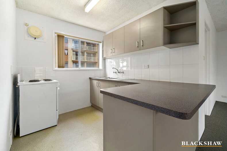 1/102 Henderson Road Queanbeyan 1/102 Henderson Road Queanbeyan
