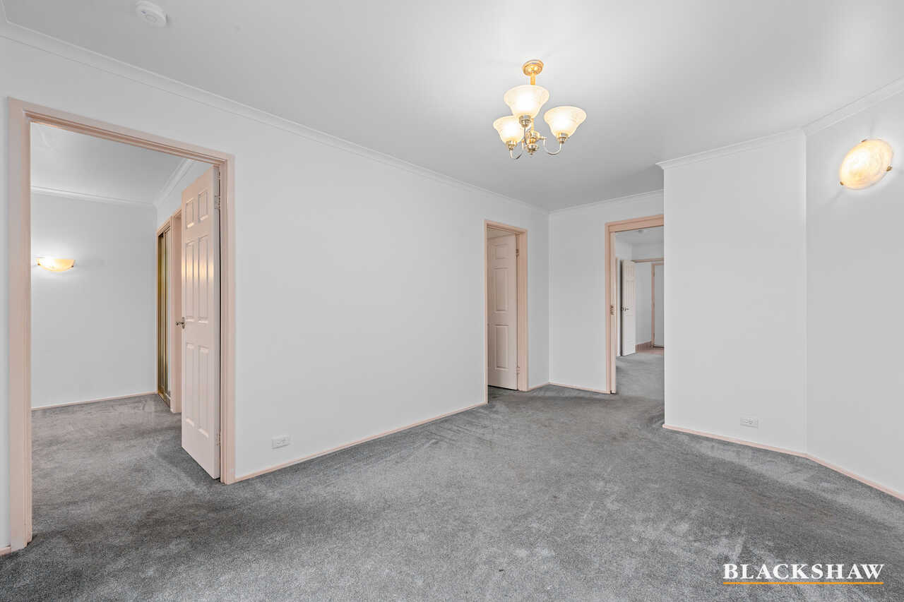 9 Whitford Place Conder