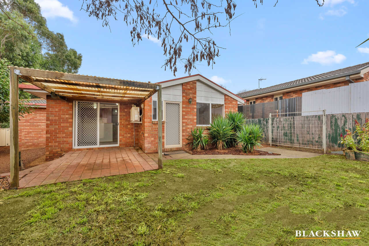 9 Whitford Place Conder