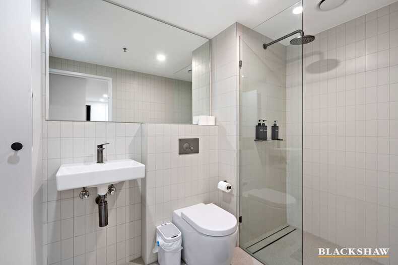 2113/2 Grazier Lane Belconnen