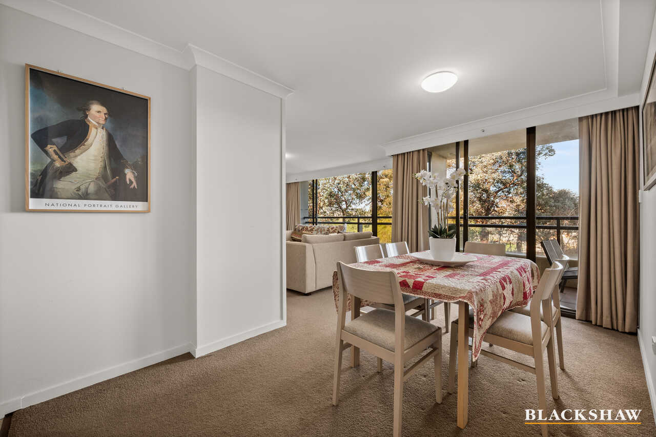 207/2 Marcus Clarke Street City
