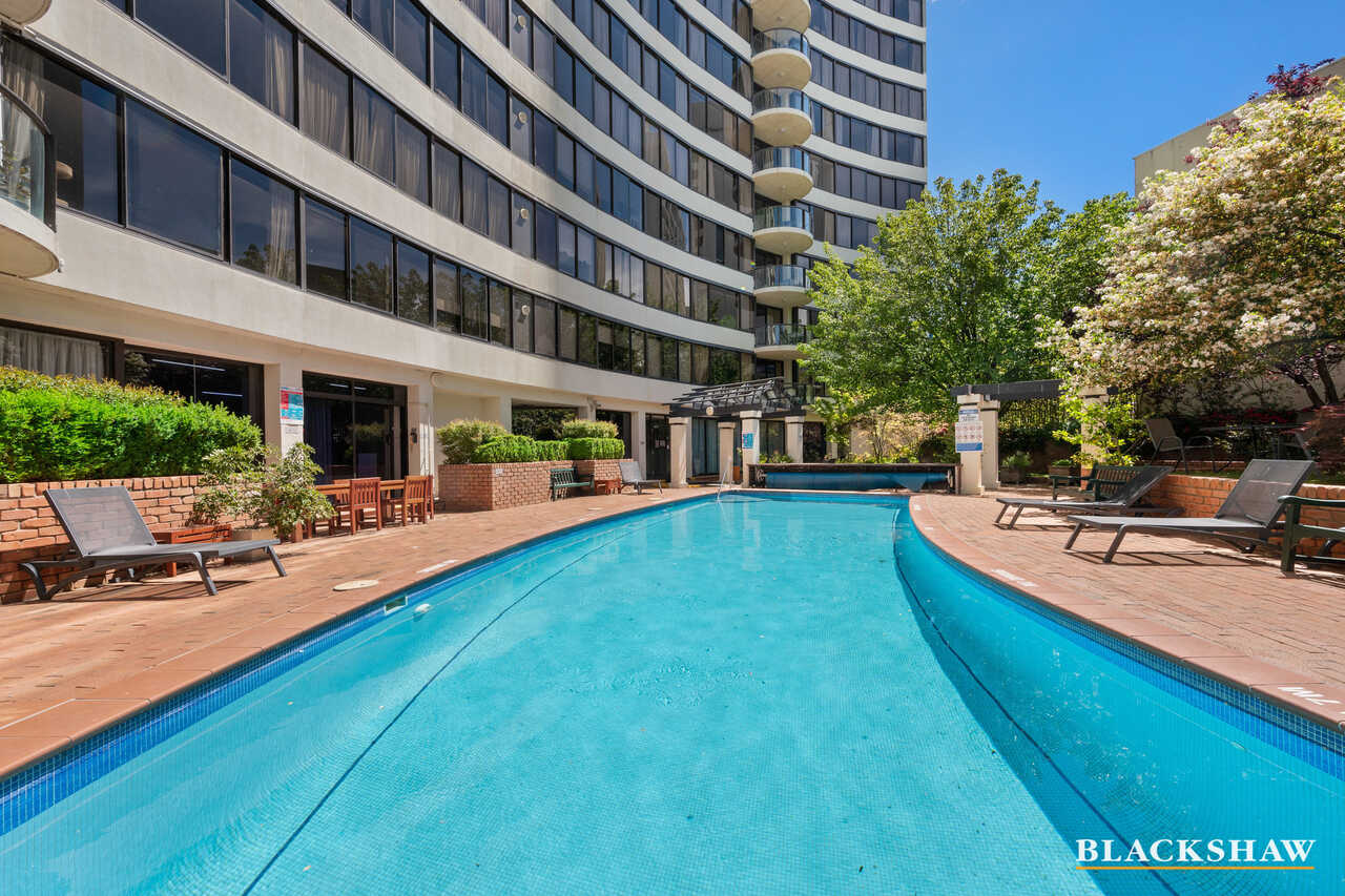 207/2 Marcus Clarke Street City