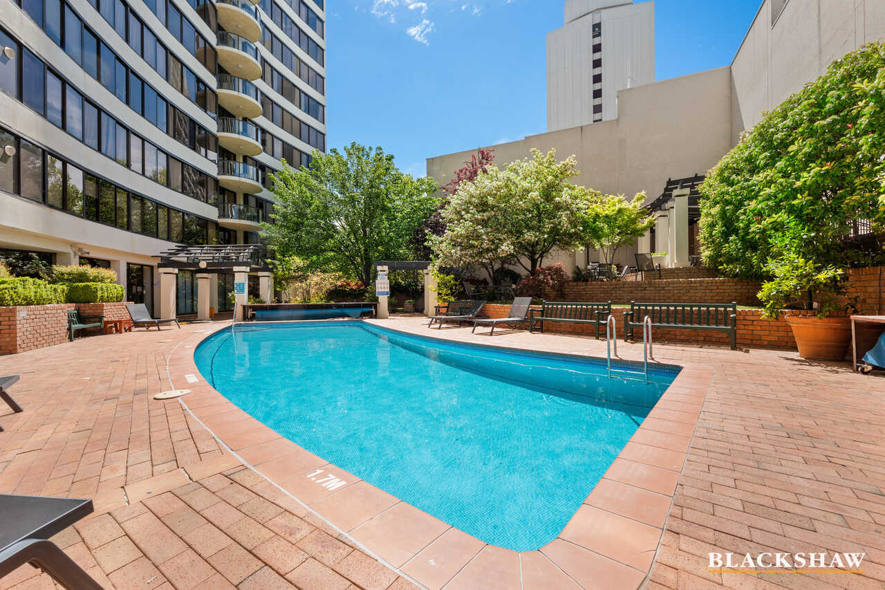 207/2 Marcus Clarke Street City