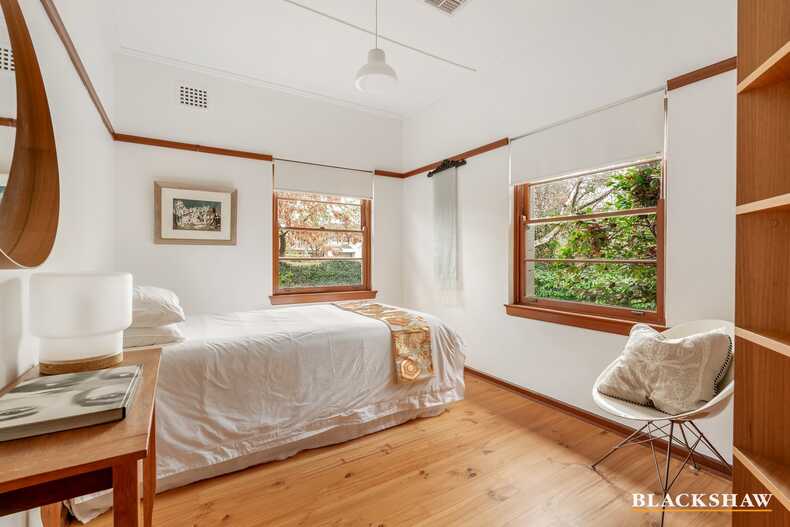 52 Empire Circuit Forrest