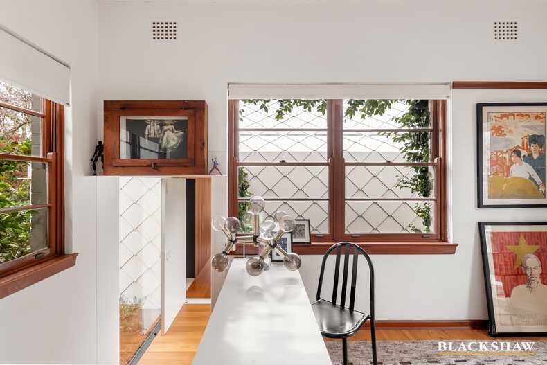 52 Empire Circuit Forrest
