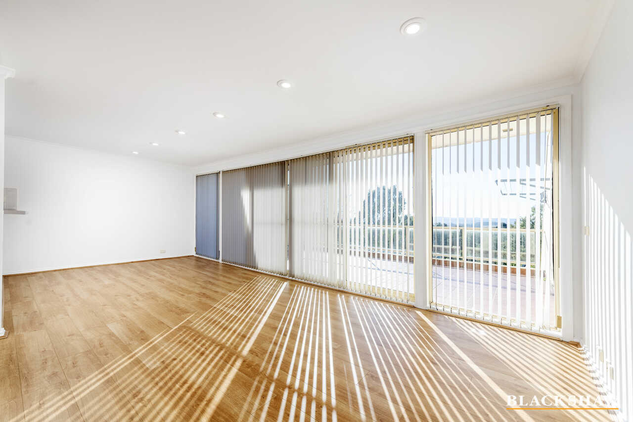 18/51 Leahy Close Narrabundah