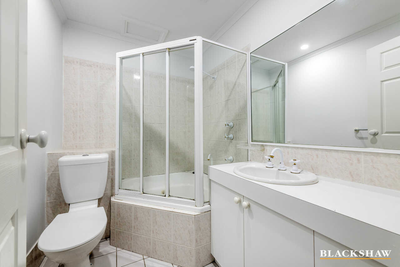 18/51 Leahy Close Narrabundah