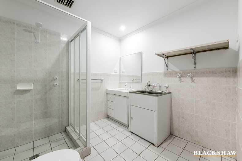 18/51 Leahy Close Narrabundah 18/51 Leahy Close Narrabundah