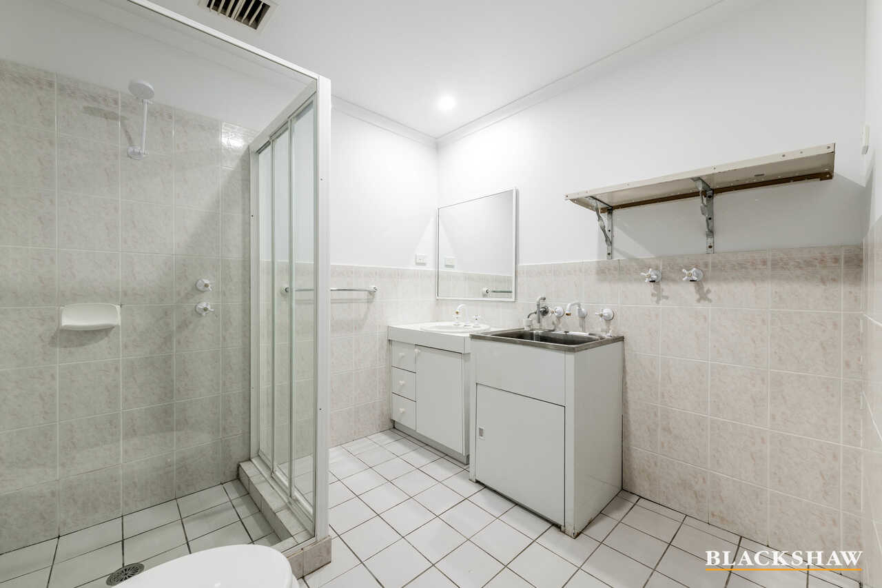 18/51 Leahy Close Narrabundah