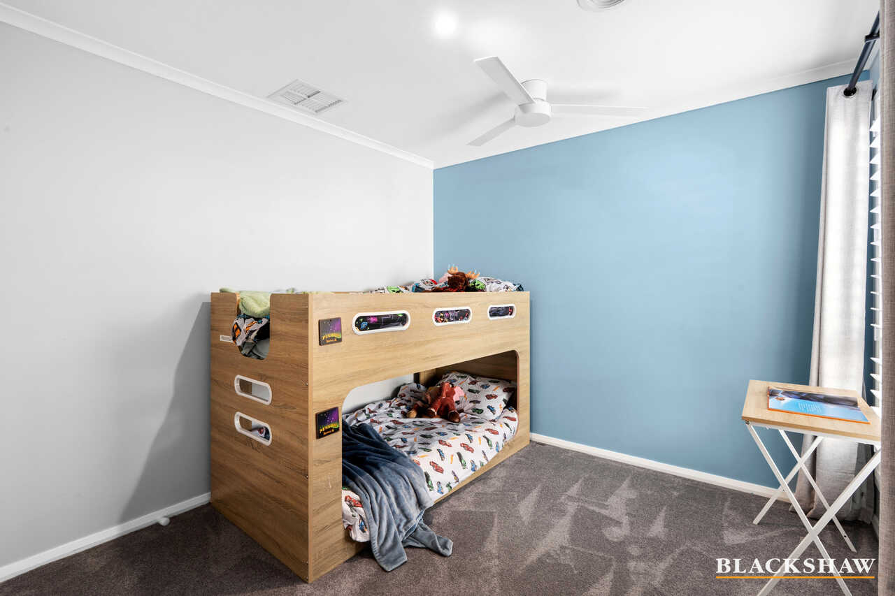 10/6 Kettlewell Crescent Banks