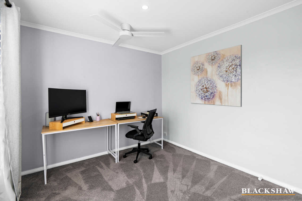 10/6 Kettlewell Crescent Banks