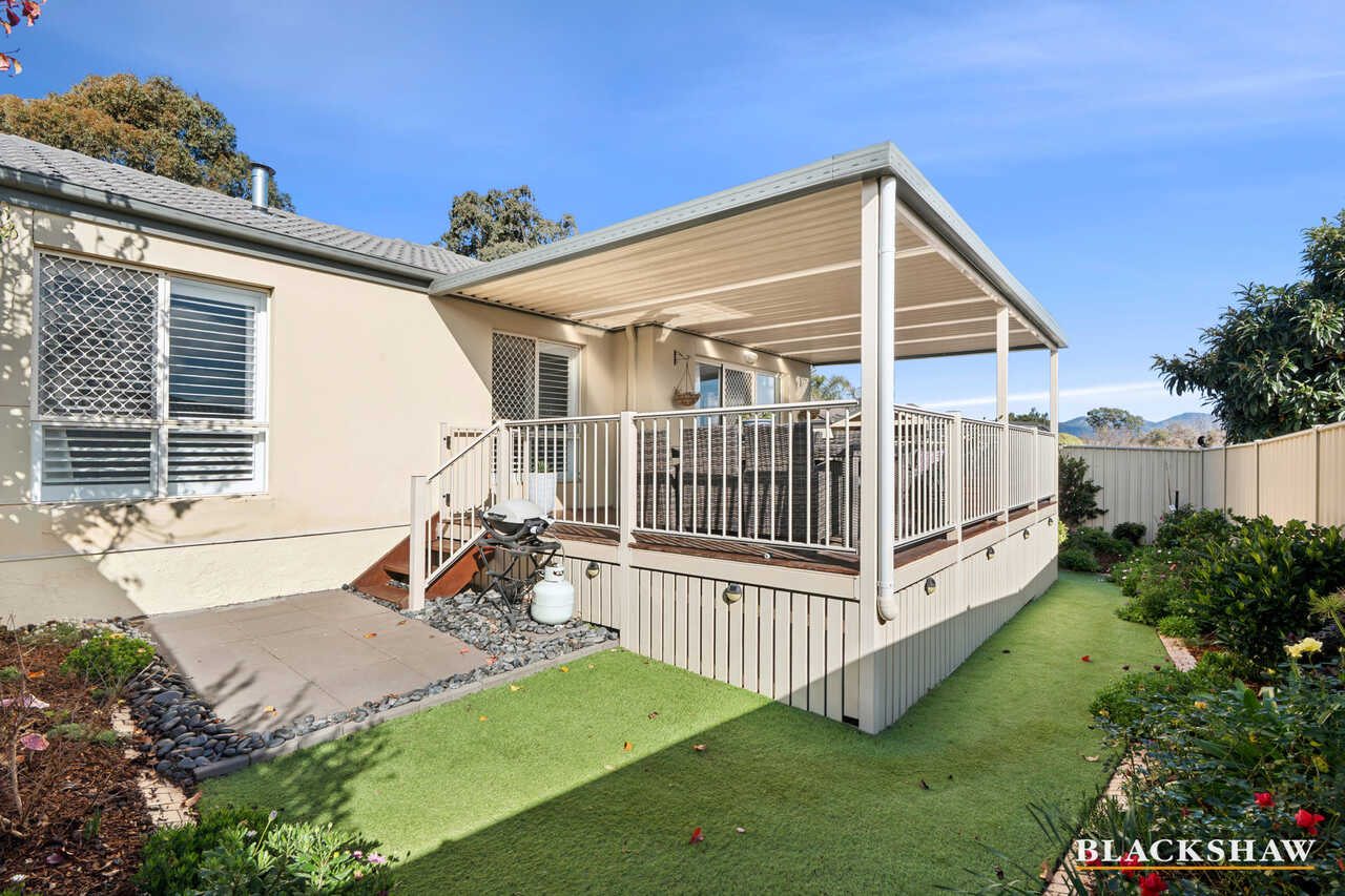 10/6 Kettlewell Crescent Banks