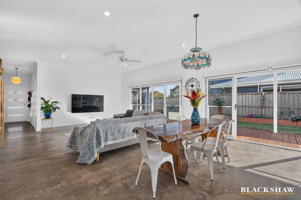 32 Red Hill Parade Tomakin