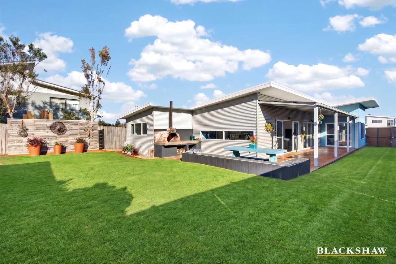 32 Red Hill Parade Tomakin