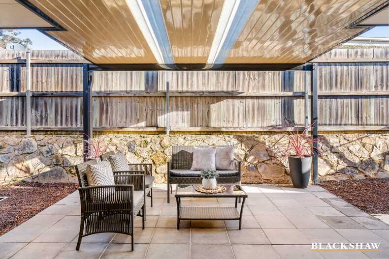 10/121 Streeton Drive Stirling