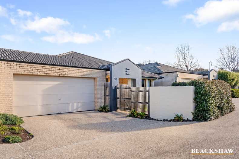 10/121 Streeton Drive Stirling