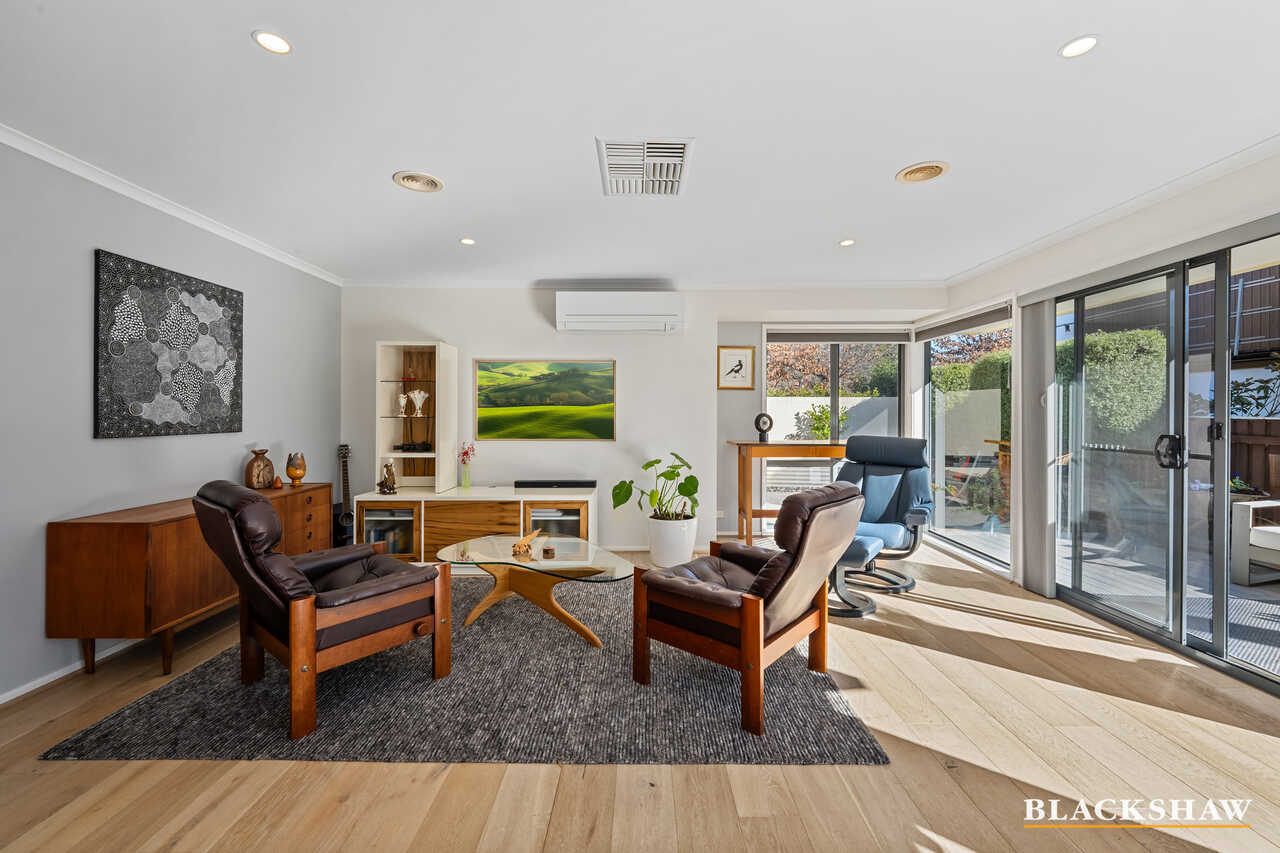 73a Monaro Crescent Griffith