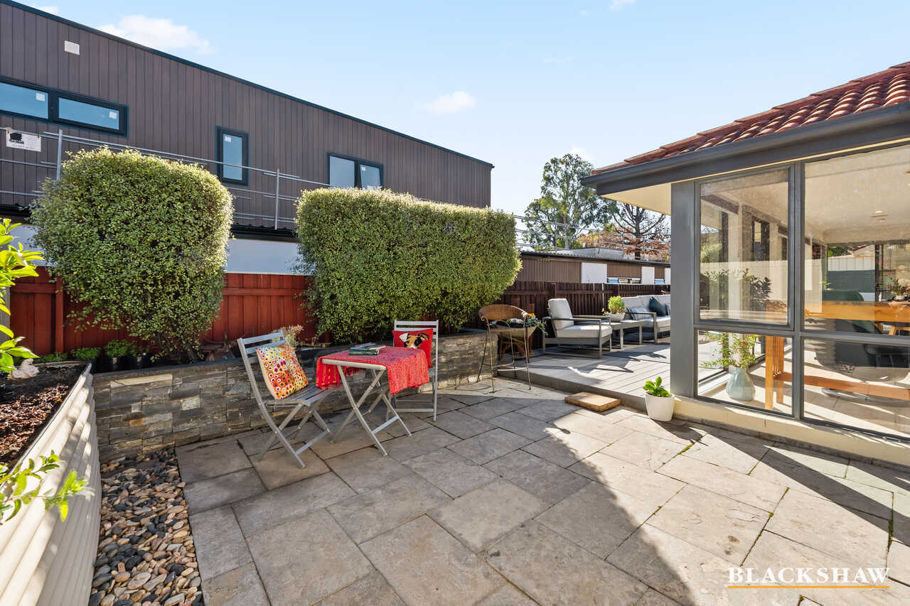 73a Monaro Crescent Griffith