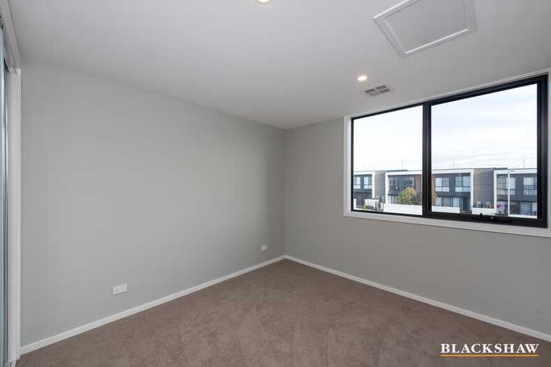 4/21 Bernard Heinze Avenue Moncrieff