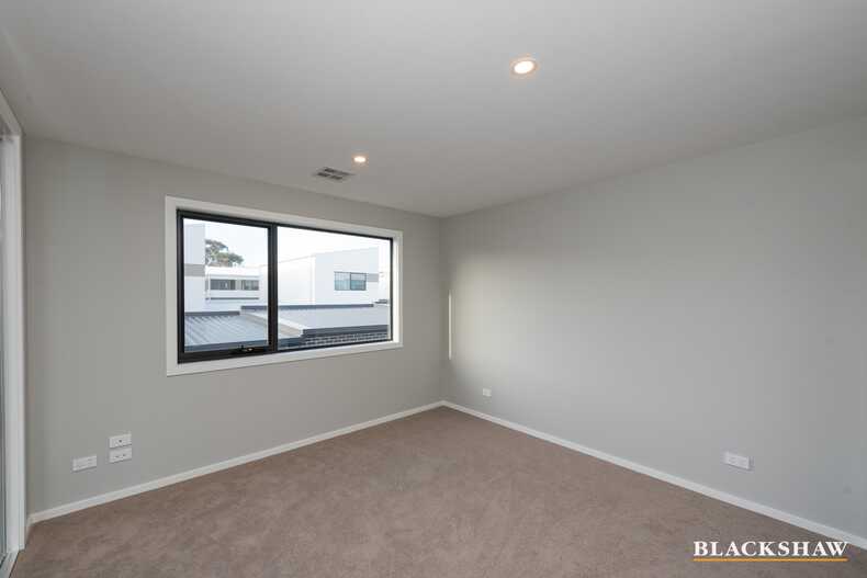 4/21 Bernard Heinze Avenue Moncrieff