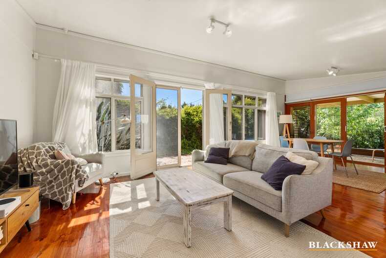 41 Caley Crescent Narrabundah 41 Caley Crescent Narrabundah