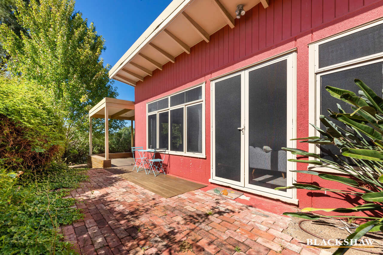 41 Caley Crescent Narrabundah