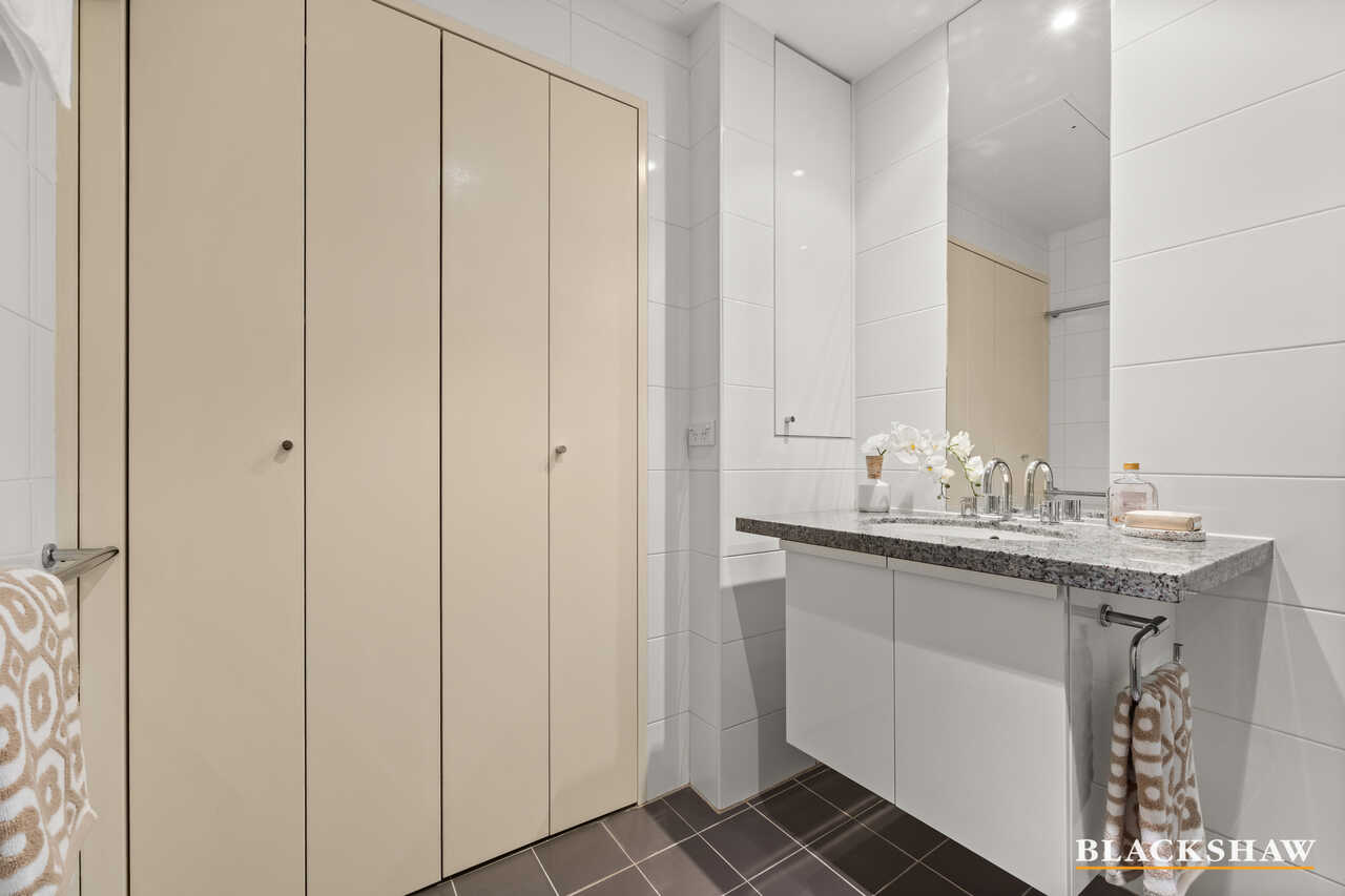 2/47 Blackall Street Barton