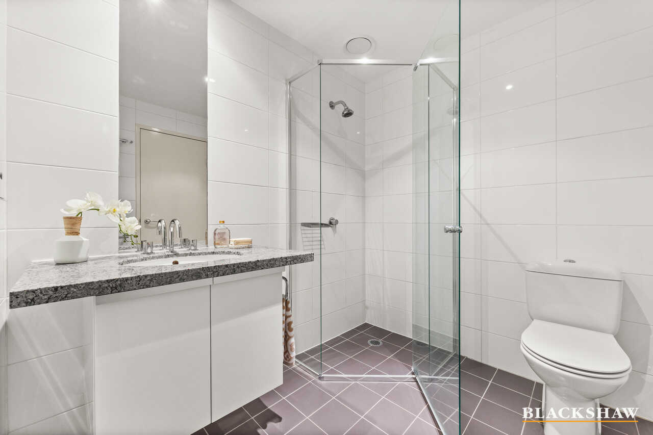 2/47 Blackall Street Barton