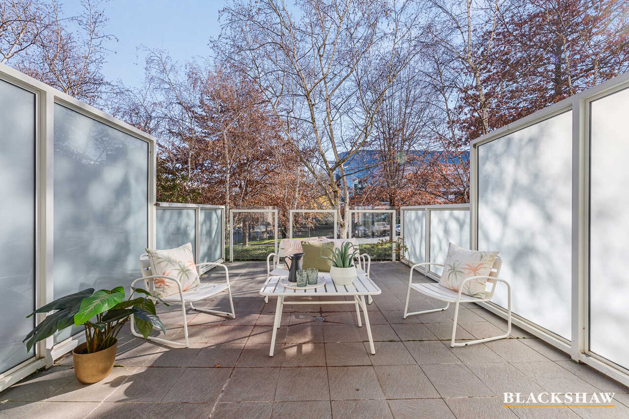 2/47 Blackall Street Barton