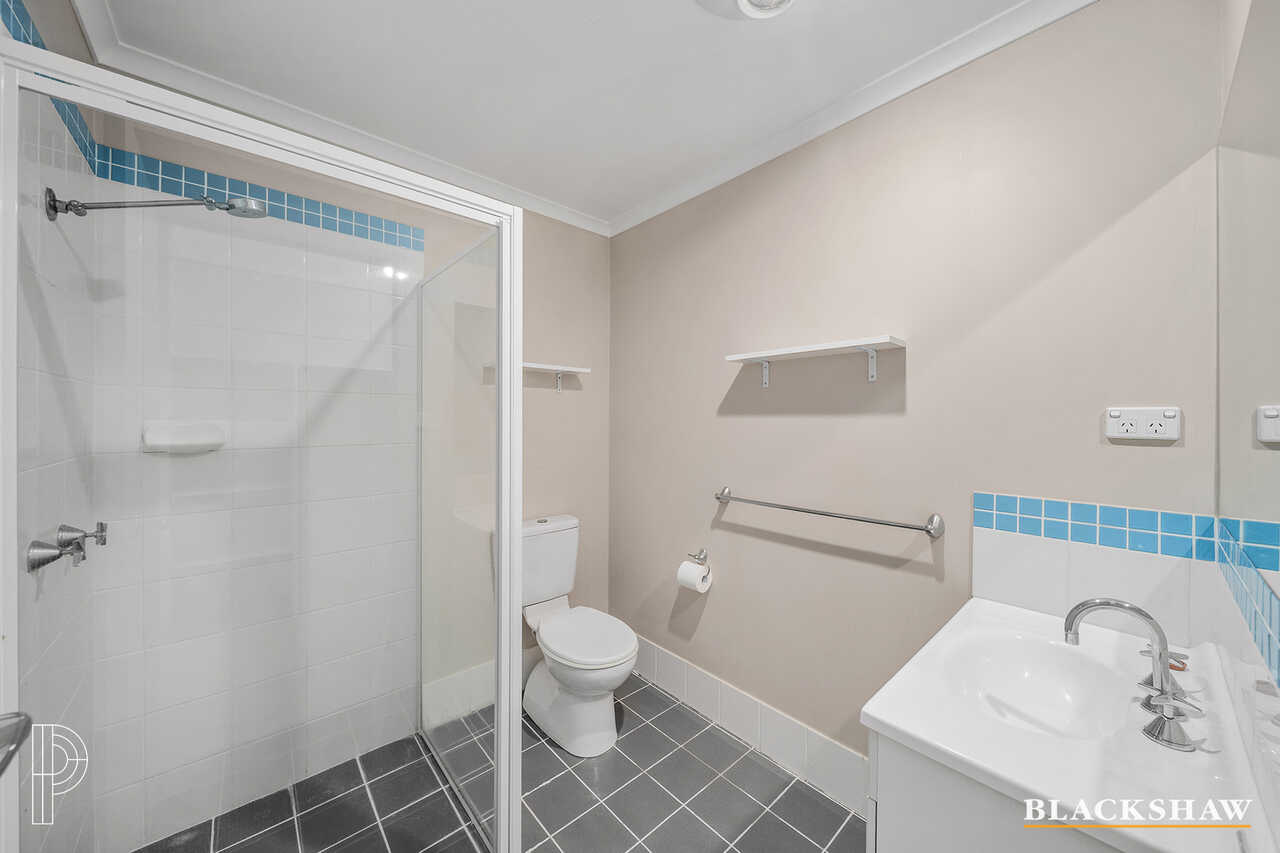 7/11 Doeberl Place Queanbeyan