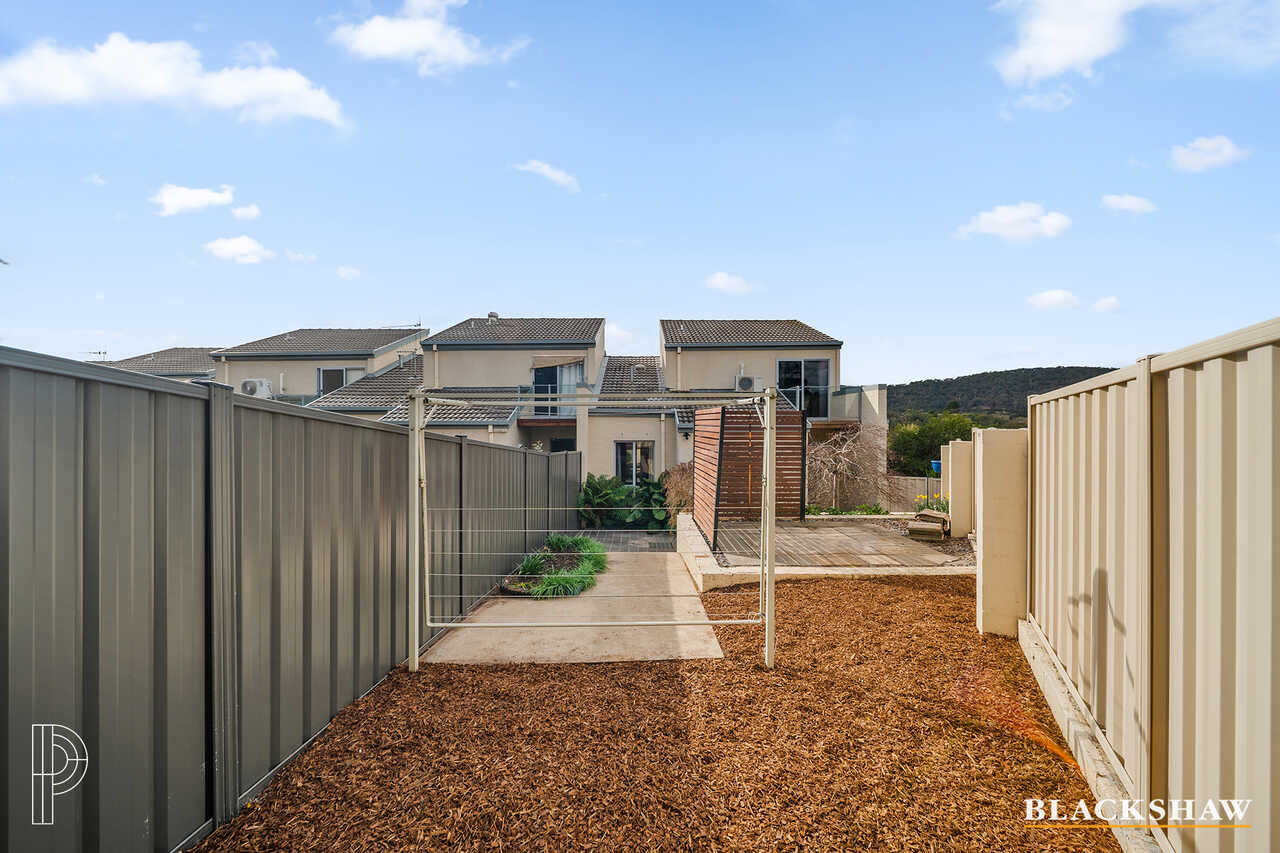 7/11 Doeberl Place Queanbeyan