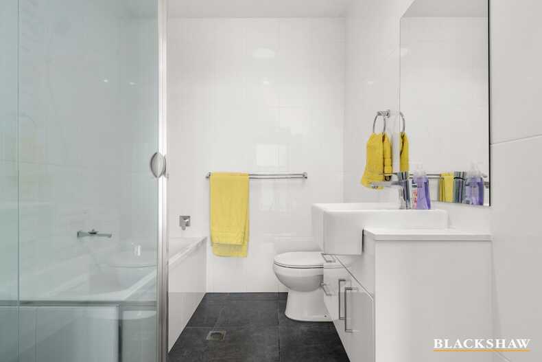 32 Chanter Terrace Coombs 32 Chanter Terrace Coombs