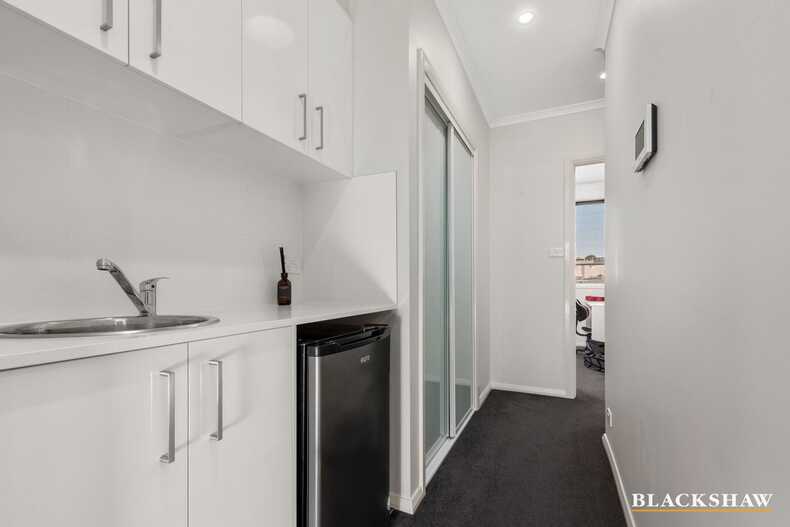 32 Chanter Terrace Coombs 32 Chanter Terrace Coombs