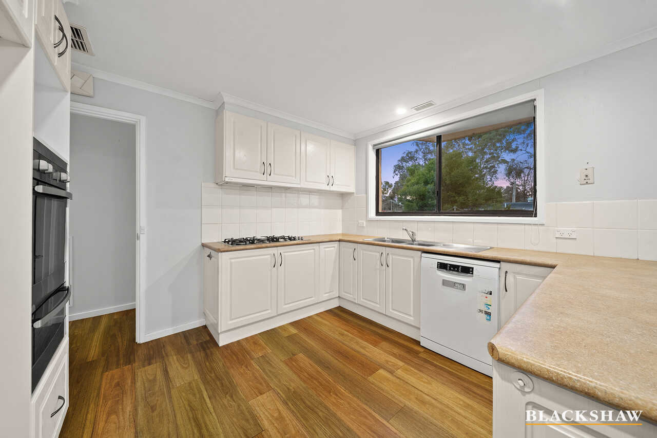 2 Keeling Place Kambah