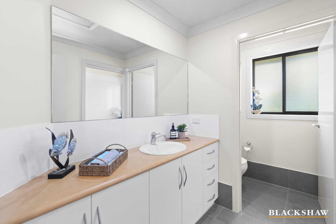 25b Graydon Avenue Denhams Beach
