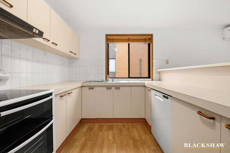 12/33 Dawes Street Kingston