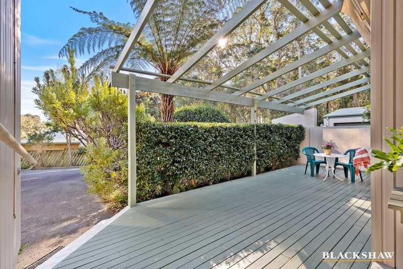 4/12-18 Newth Place Surf Beach