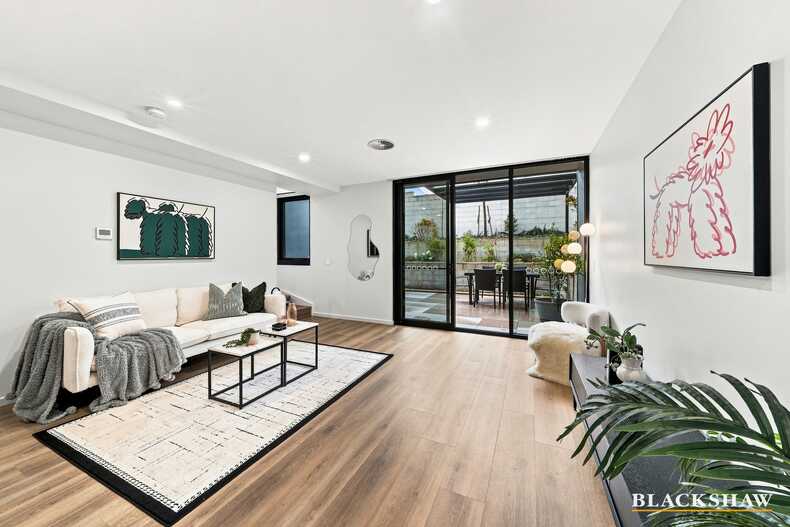 83/4 Hoolihan Street Denman Prospect