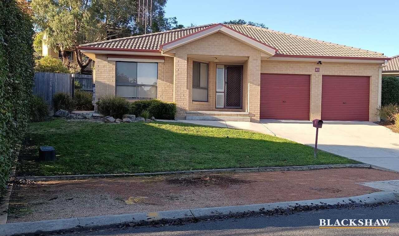 41 Unwin Avenue Jerrabomberra