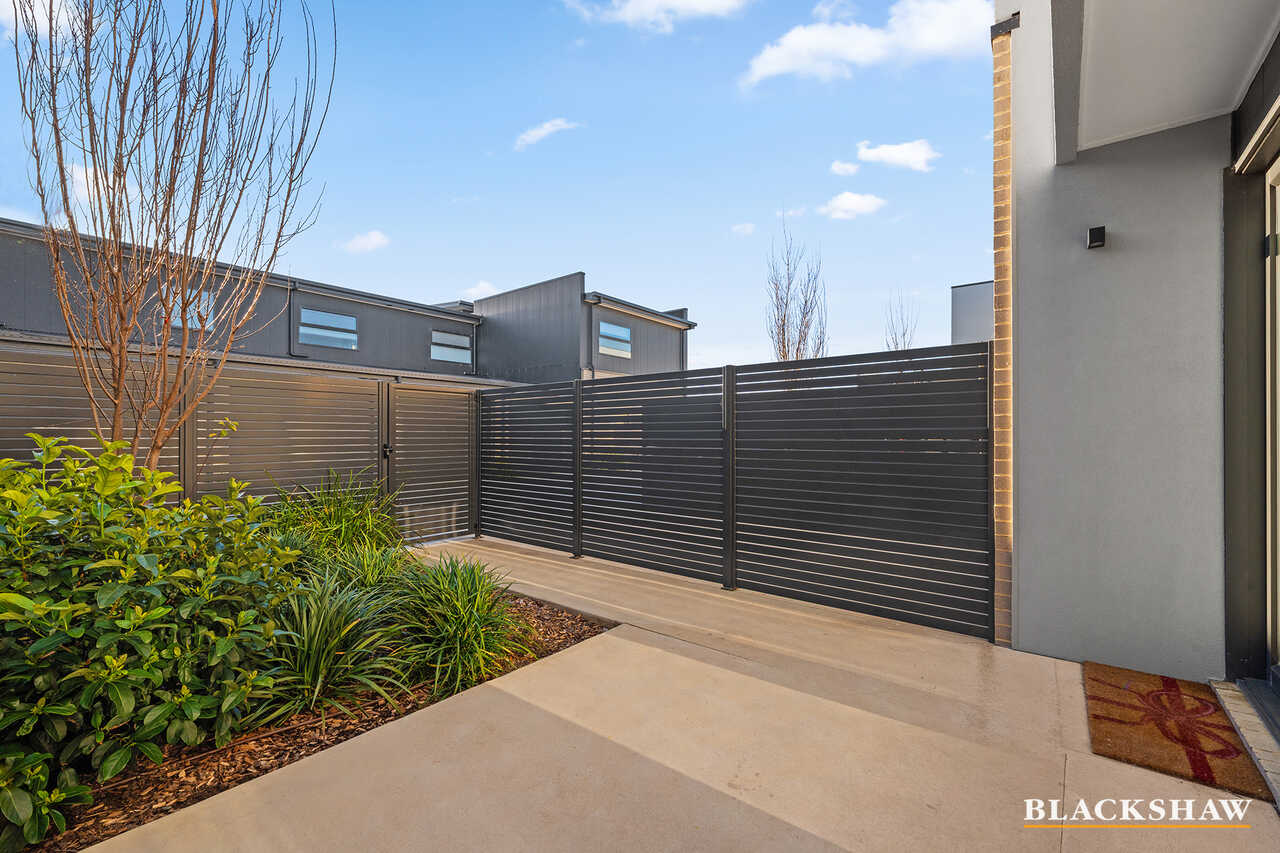 11/2 Mary Street Googong