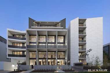 21/22 Canberra Avenue Forrest
