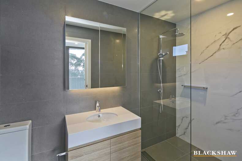 21/22 Canberra Avenue Forrest