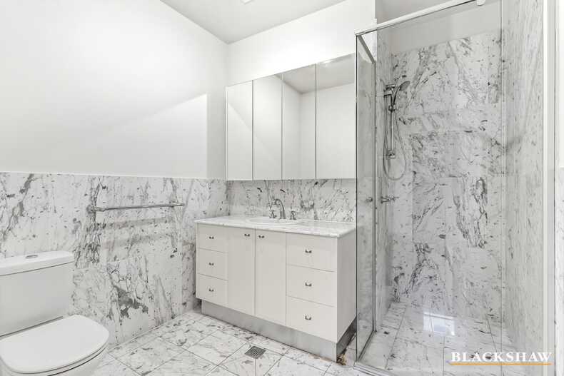 21/6 Grose Street Deakin